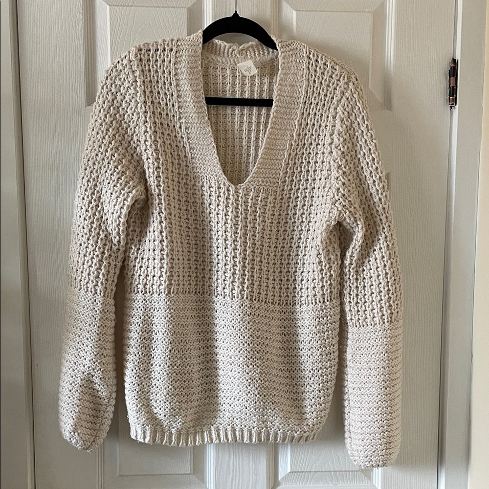 Ady P cream ivory sweater v neck